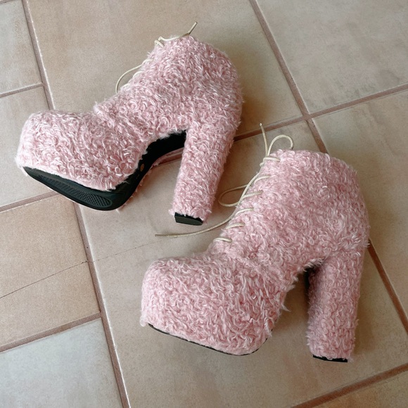 One Spo fluffy heels - Picture 4 of 7